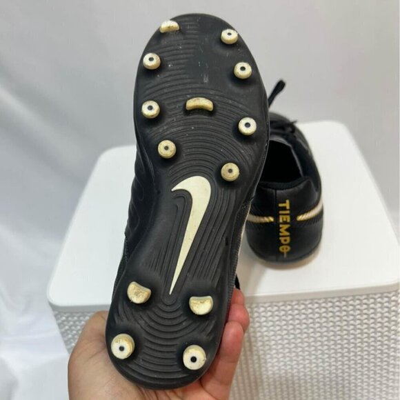 Nike Tiempo soccer cleats. Black and white. Size youth 1. Unisex. “Outdoor” - Picture 4 of 10